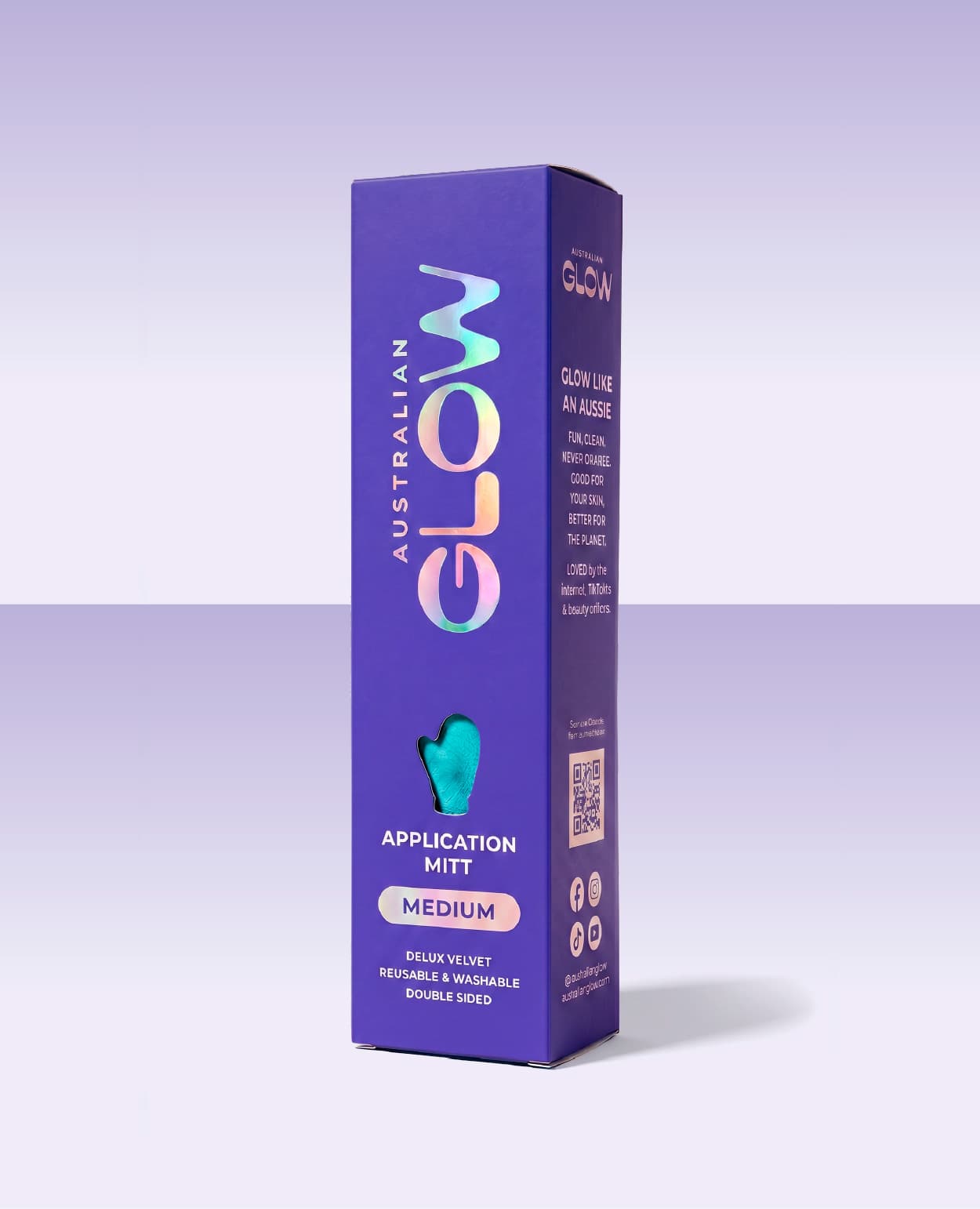 Australian Glow Blend & Slay Mitt — mint velvet tanning mitt with pink cuff