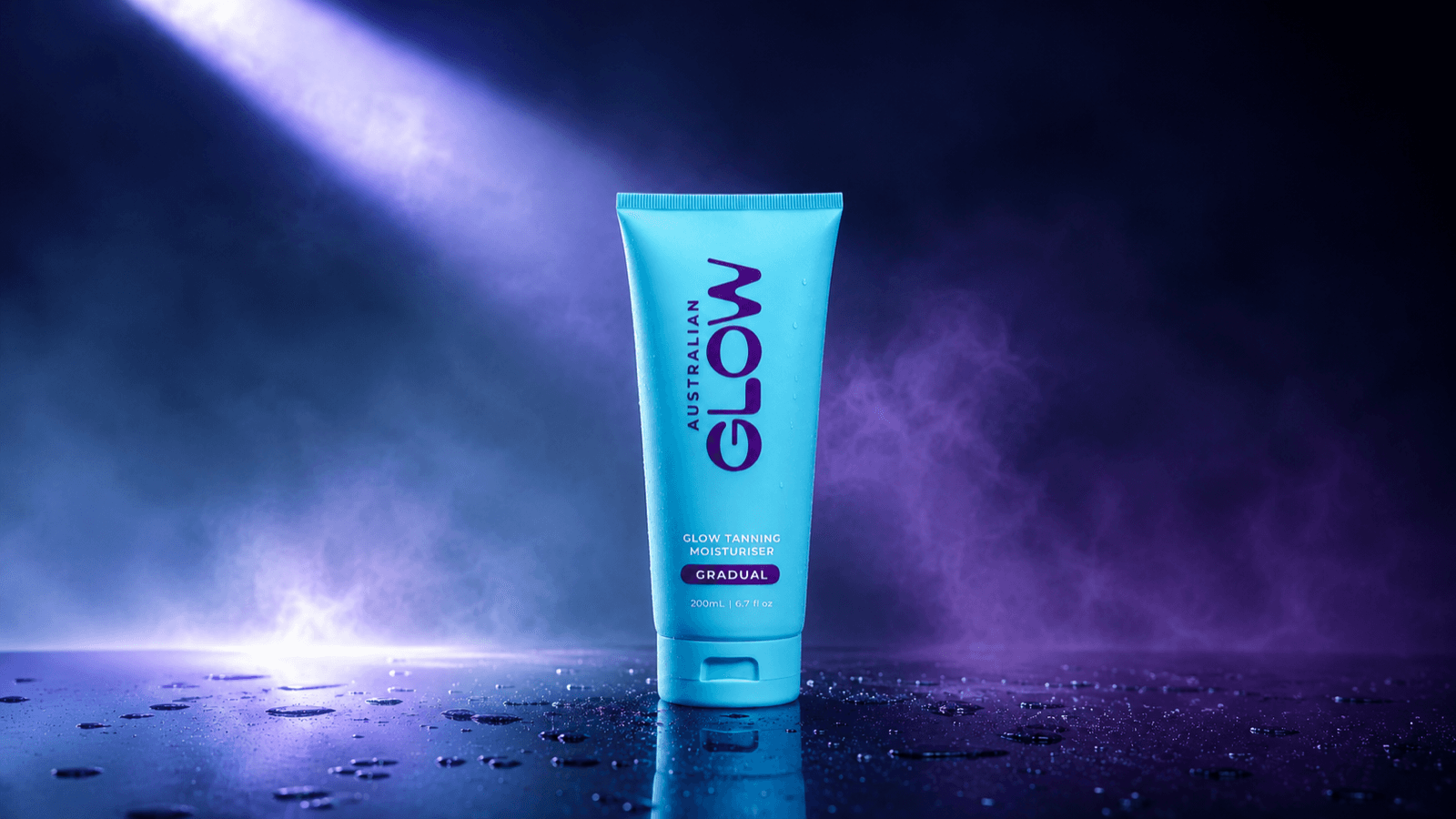Gradual Tanning Moisturiser editorial shot